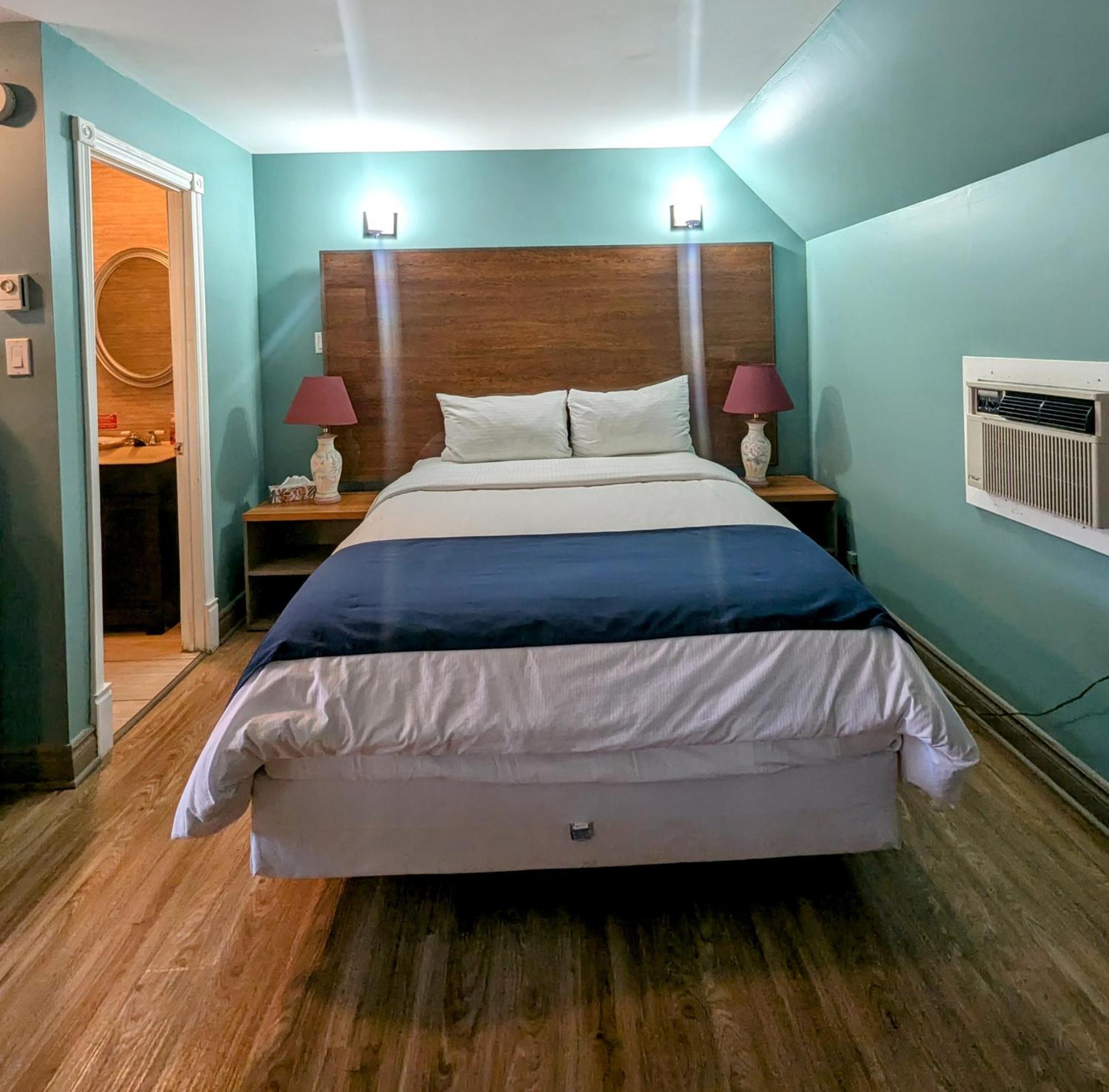 Motel Des Pentes Et Suites Saint-Sauveur Экстерьер фото