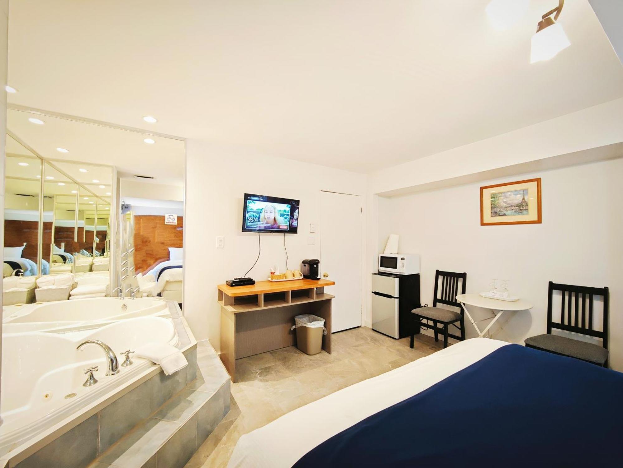 Motel Des Pentes Et Suites Saint-Sauveur Экстерьер фото