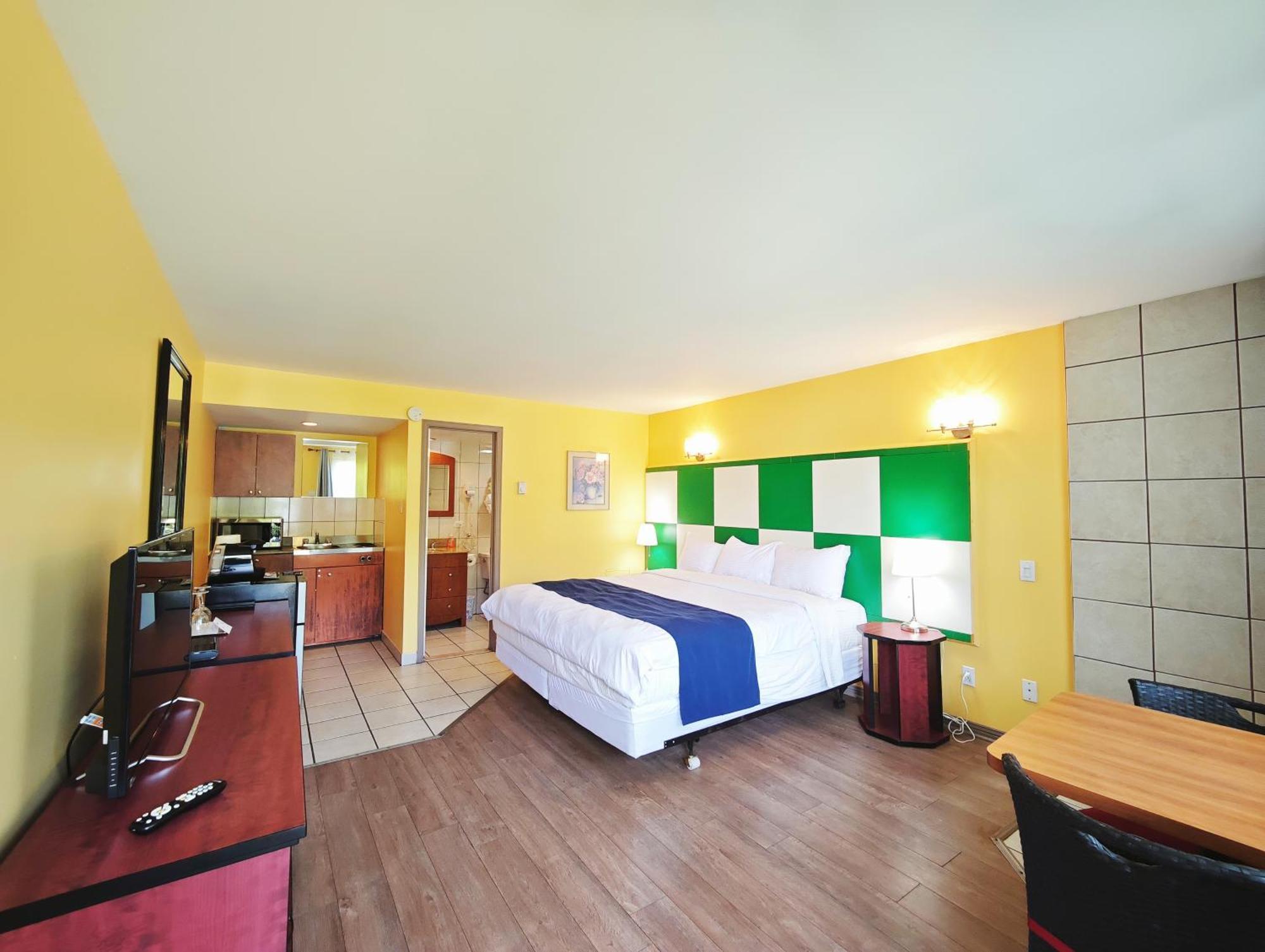 Motel Des Pentes Et Suites Saint-Sauveur Экстерьер фото