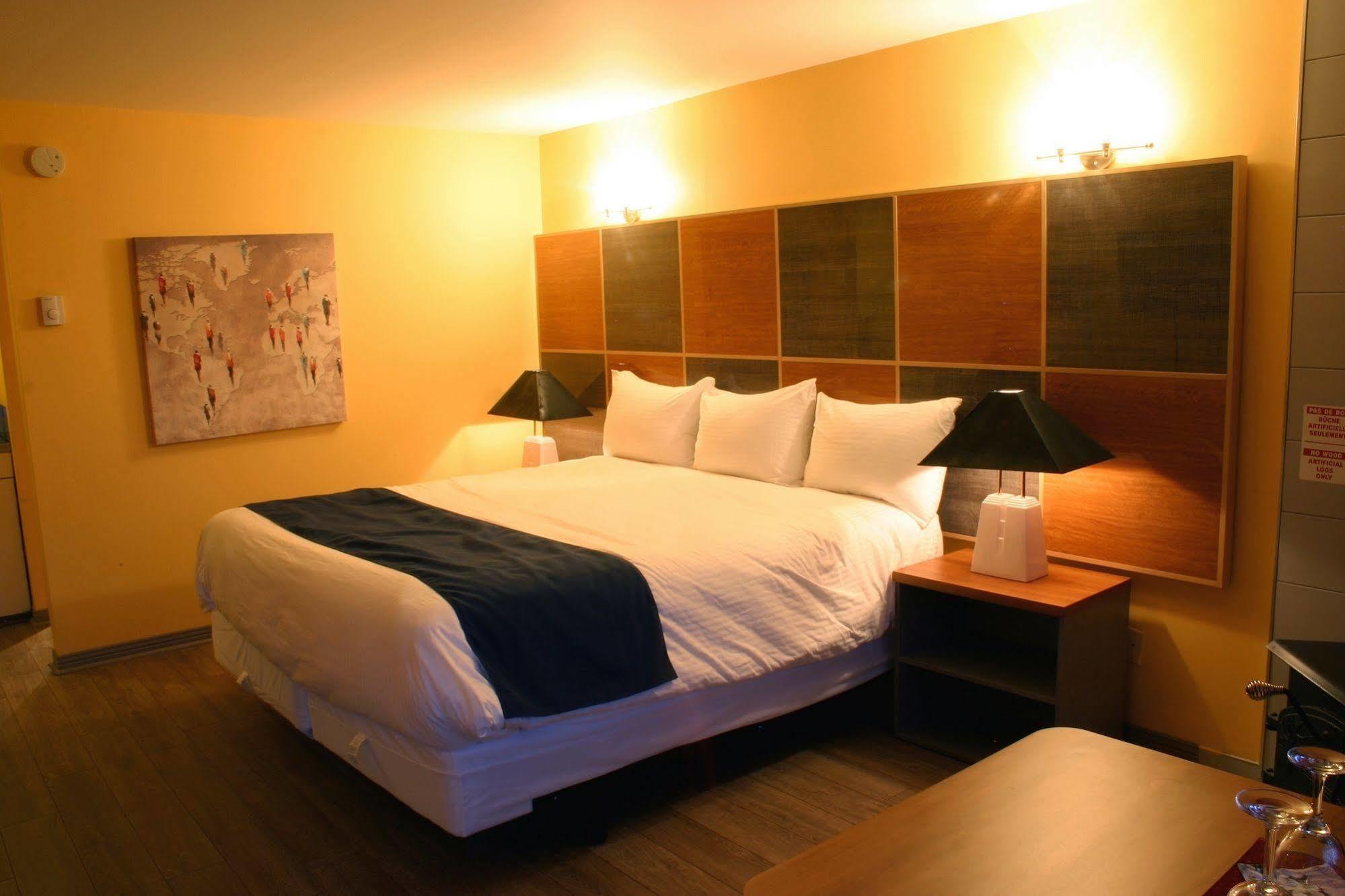 Motel Des Pentes Et Suites Saint-Sauveur Экстерьер фото